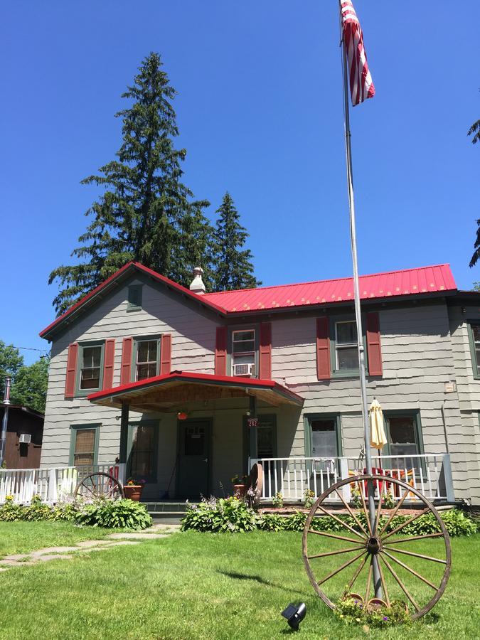 The Wheelhouse Inn Pine Hill 외부 사진